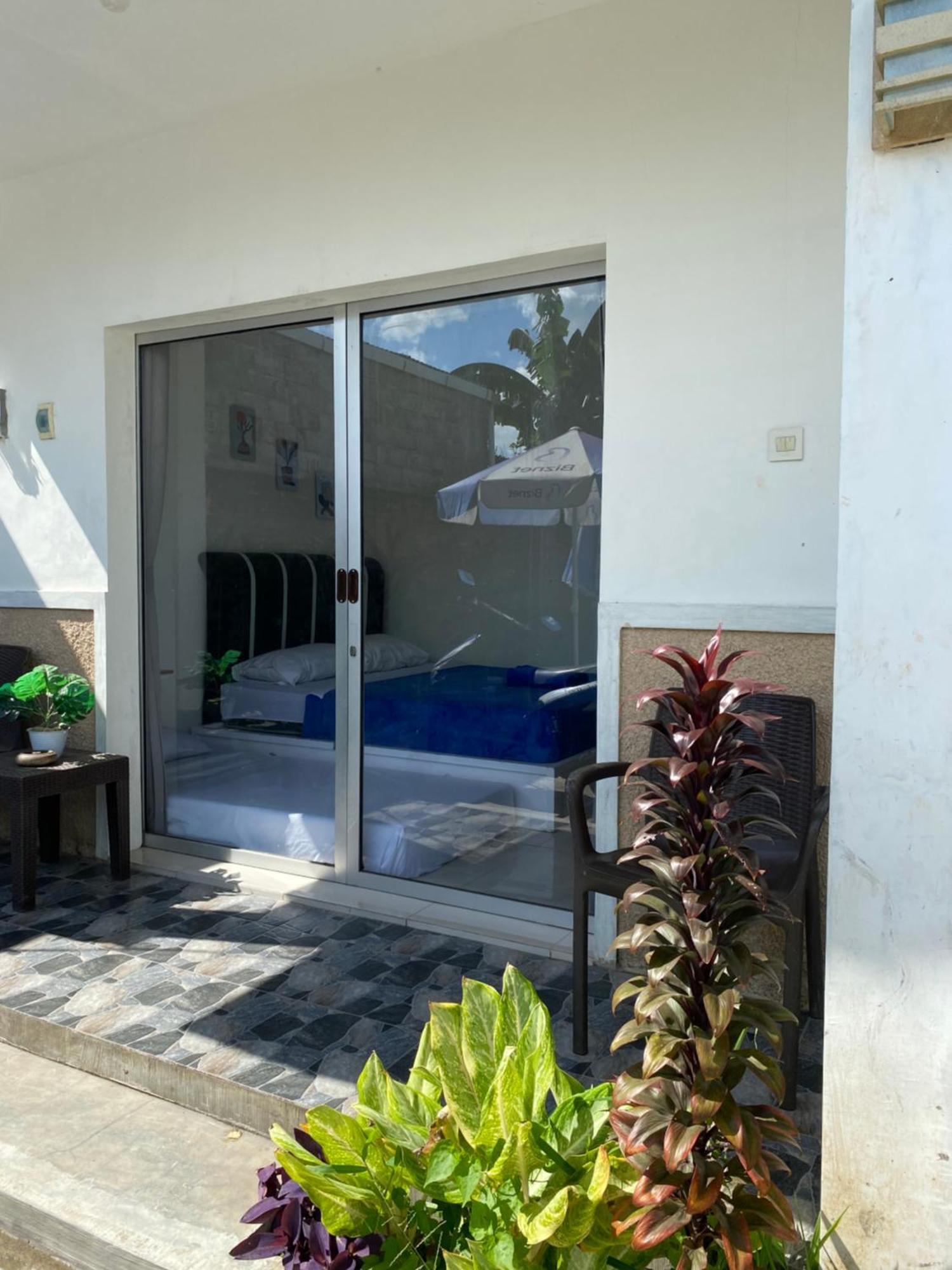 Robiu Bed&Breakfast Banyuwangi  Exterior foto